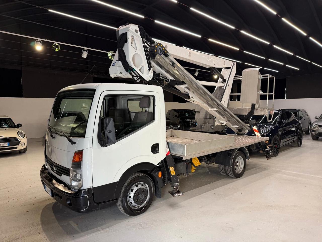 NISSAN CABSTAR CESTELLO 21 METRI