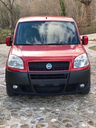 Fiat Doblo Dobl�� 1.9 MJT 8V Family furgone/minibus