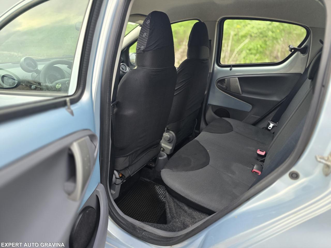 TOYOTA AYGO 1.0 BENZ 5 PORTE PER NEO PATENTATI