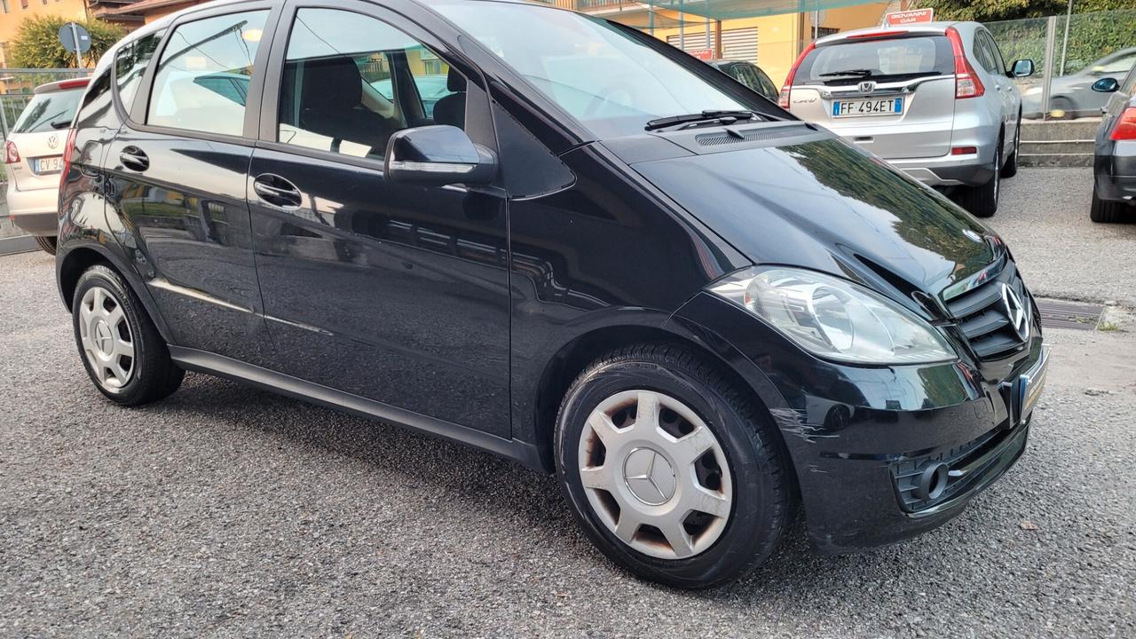 Mercedes-benz A 160 EURO 5 .. ADATTA AI NEOPATENTATI..