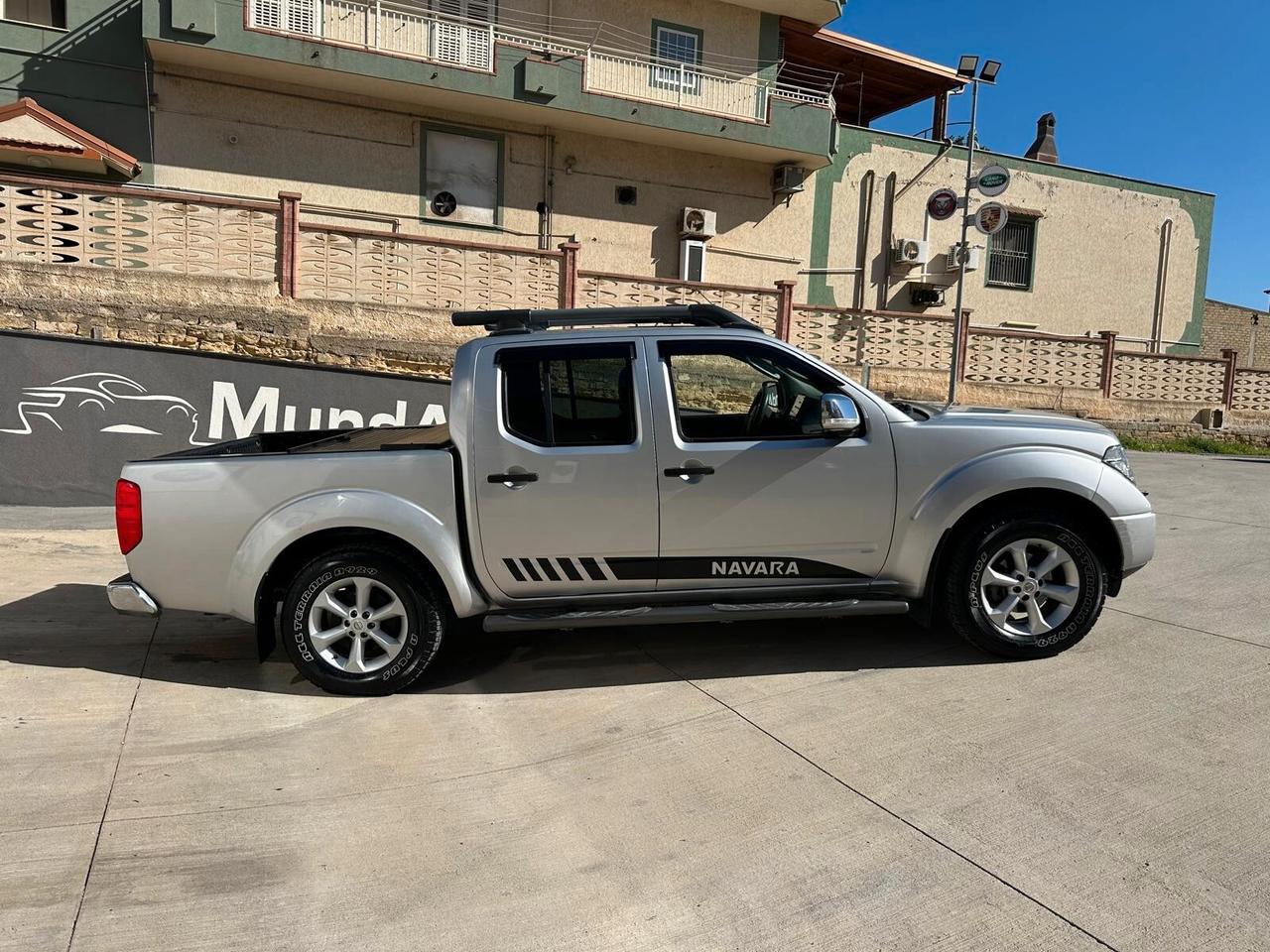 Nissan Navara 2.5 dCi 4 porte Double Cab Platinum