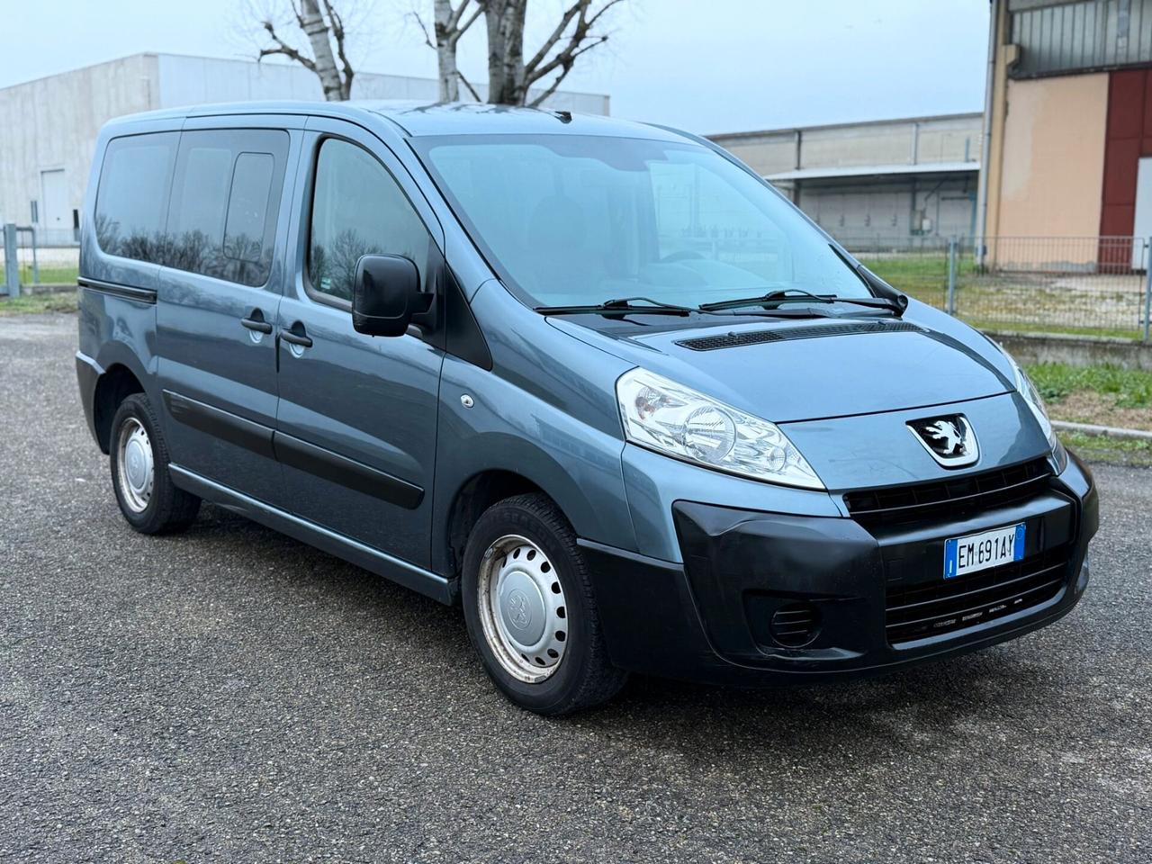 Peugeot Expert Tepee 2.0 HDi 9 POSTI