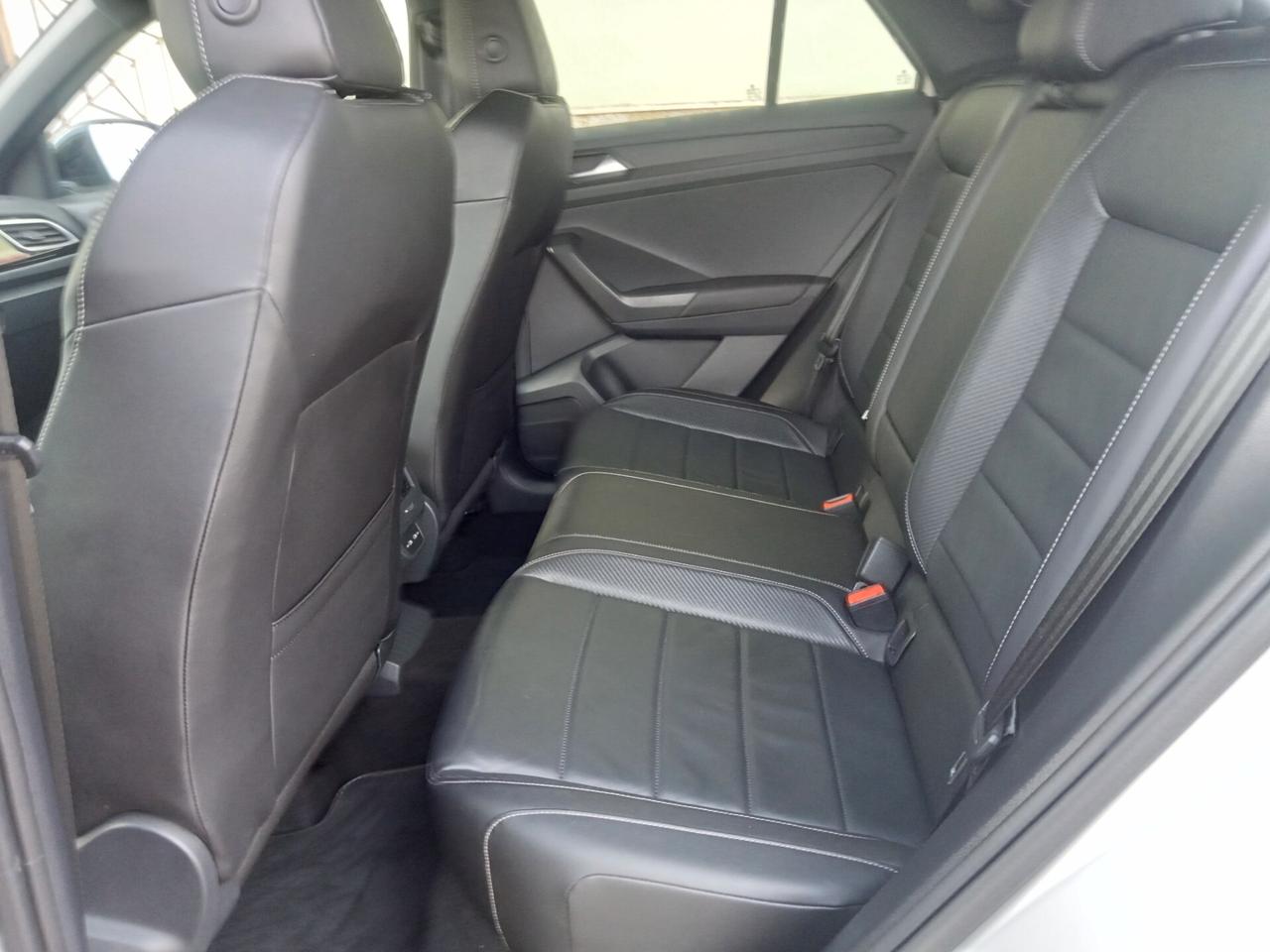 Volkswagen T-Roc 2.0 TDI SCR R-Line 2022
