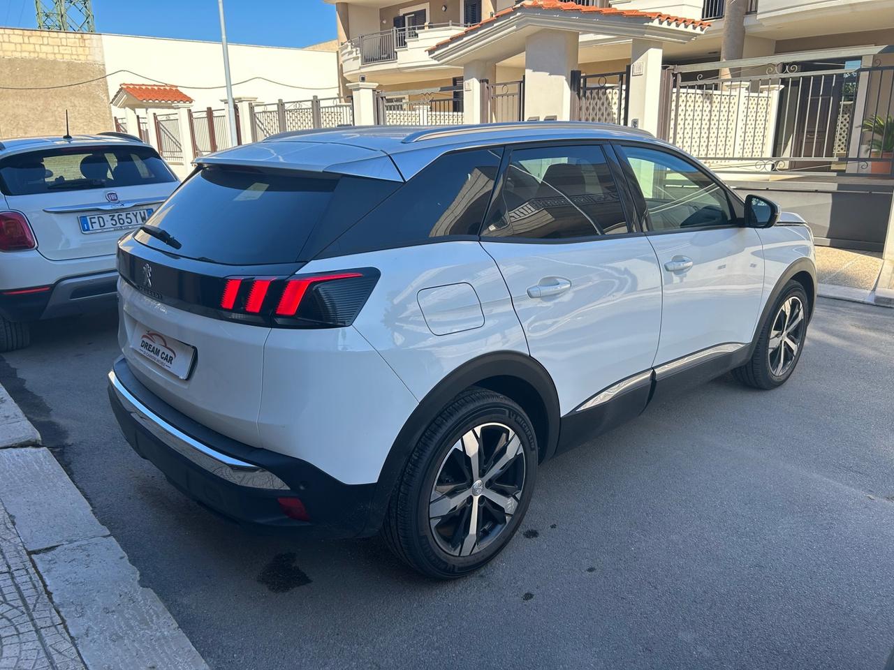 Peugeot 3008 BlueHDi 120 S&S EAT6 Allure