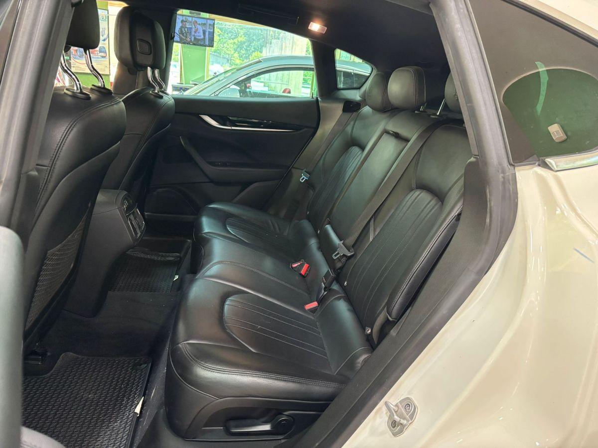 Maserati Levante 3.0 V6 Diesel 250 CV Q4 - AWD Gransport