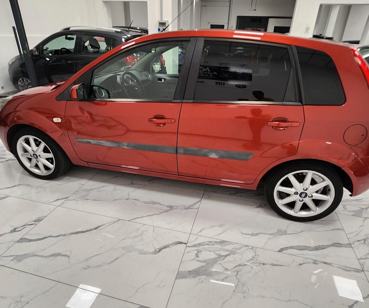 Ford Fiesta 1.4 TDCi 5p. Titanium