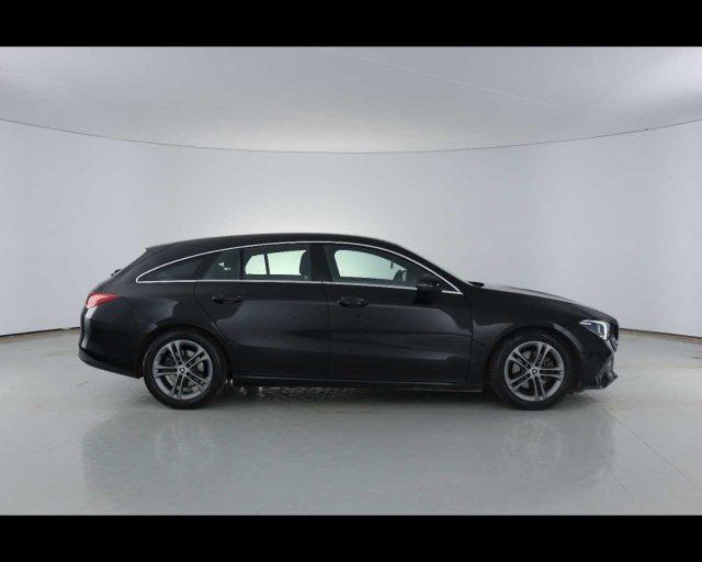 MERCEDES-BENZ CLA 180 d Automatic Shooting Brake Business