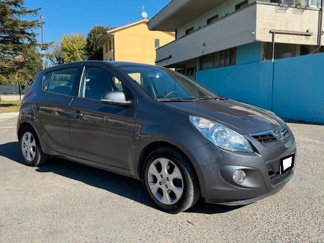 Hyundai i20 1.2 neopatentati