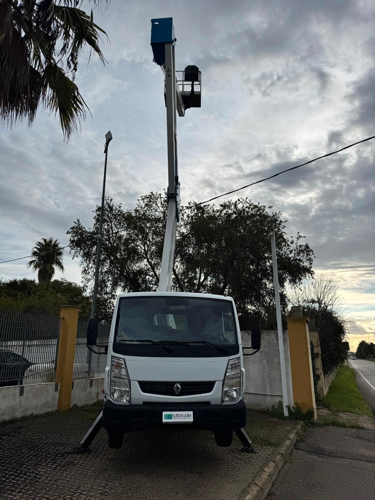 Renault MAXITY - Piattaforma aerea 24 mt.