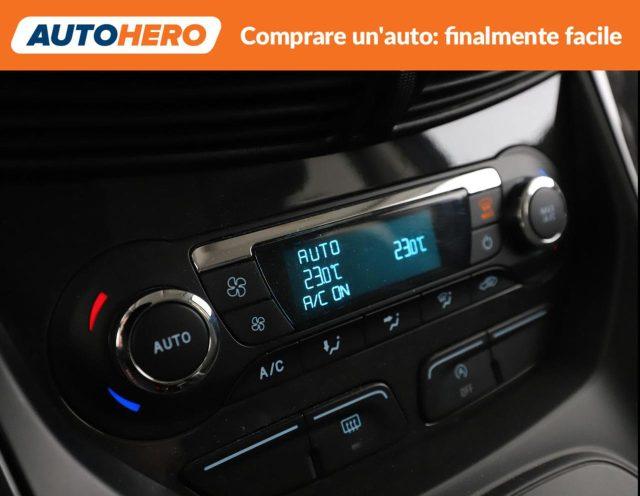 FORD Kuga 2.0 TDCI 150 CV S&S 4WD Powershift Titanium