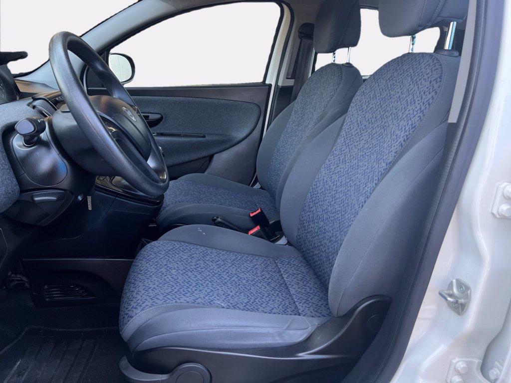 LANCIA Ypsilon 1.0 FireFly 5 porte S&S Hybrid Ecochic Silver del 2021