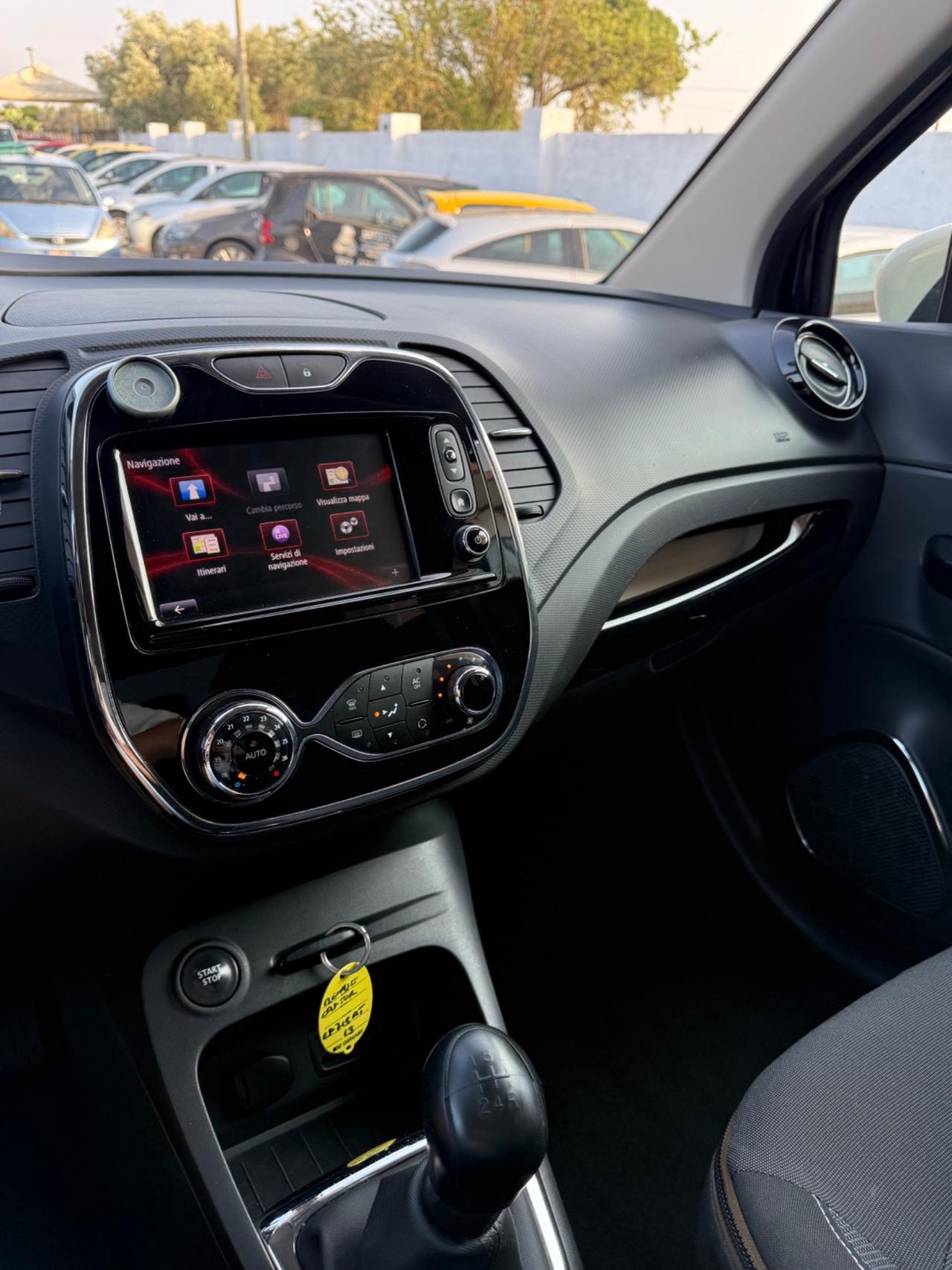 Renault Captur 1.5 Dci FULL neo patentati