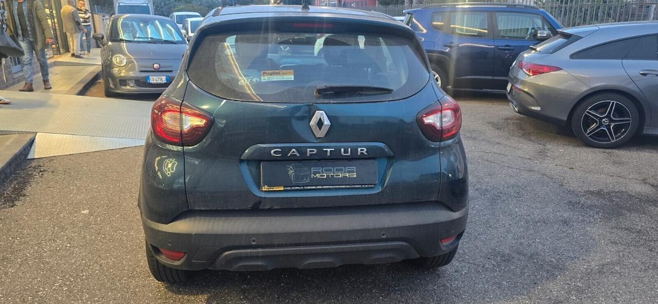 Renault Captur dCi 8V 110 CV Start&Stop Energy Initiale Paris