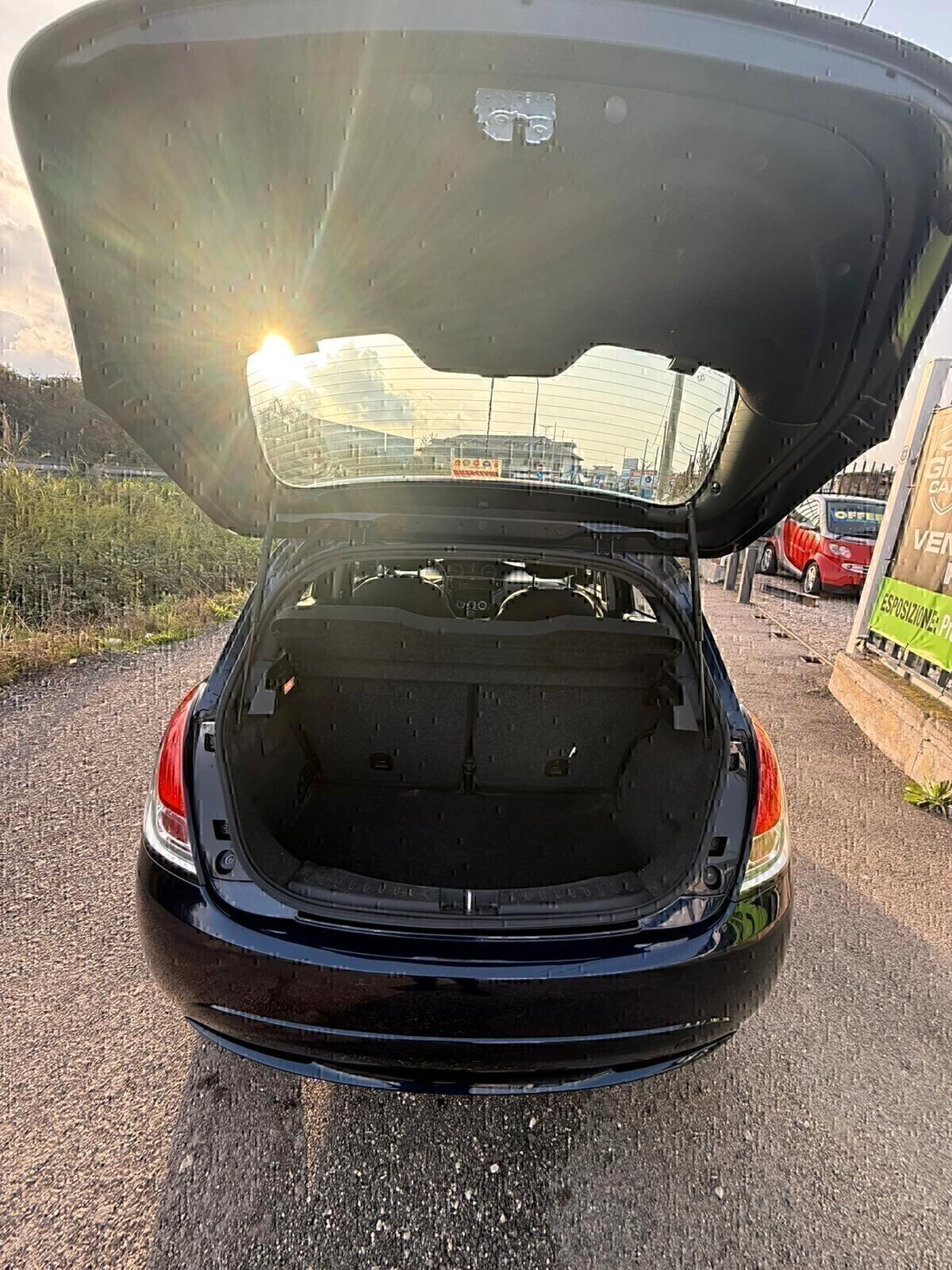 Lancia Ypsilon 1.3 MJT 16V 95 CV 5 porte S&S Platinum
