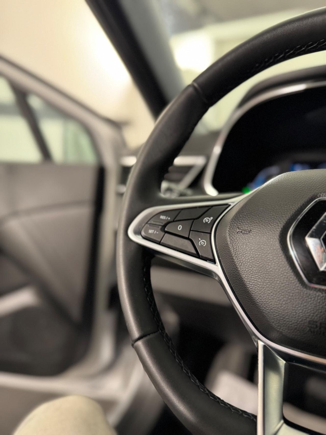 Renault Clio Full Hybrid E-Tech 140 CV 5 porte Intens