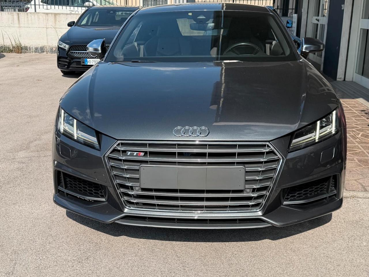 Audi TT TTS Coupé 2.0 TFSI 310 CV quattro
