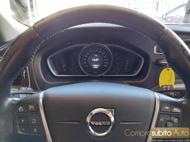 VOLVO V40 Cross Country D2 Geartronic Pro (Garanzia 12 Mesi)
