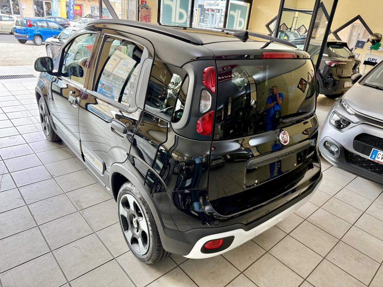 Fiat Panda 1.0 Hybrid Pandina CROSS