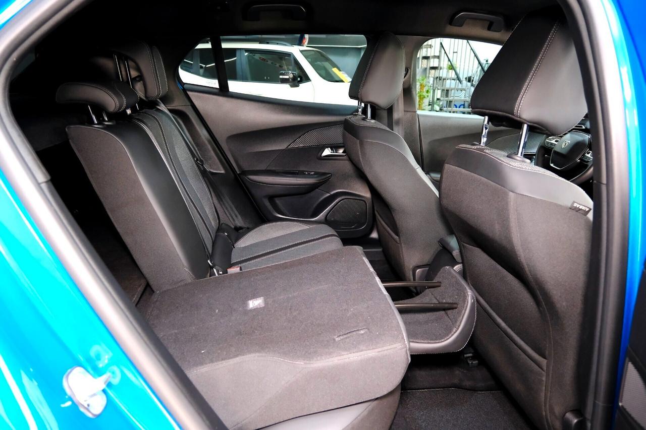 PEUGEOT 2008 1.200 T 100 cv ALLURE COCKPIT 3D