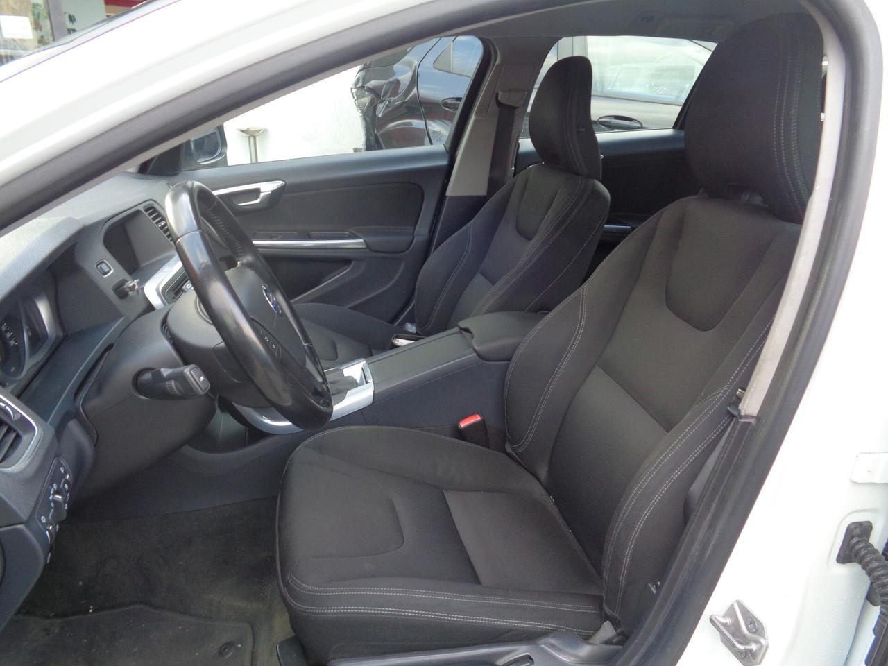 Volvo V60 D3 Momentum