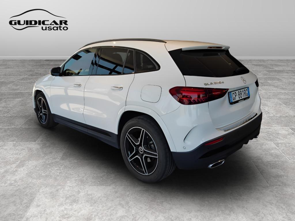 Mercedes-Benz GLA-H247 2023 - GLA 200 d AMG Line Advanced Plus 4matic auto