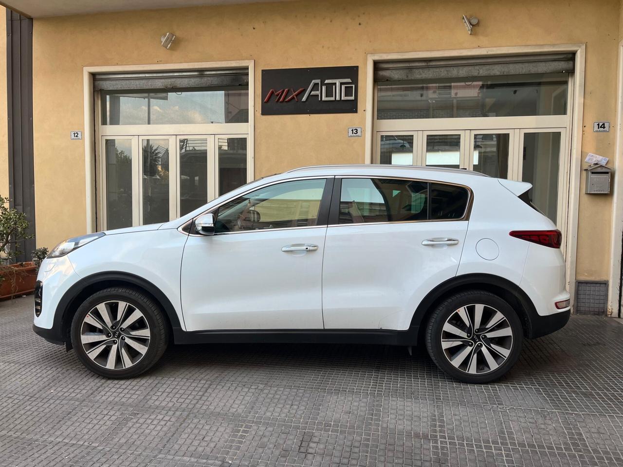 Kia Sportage 1.7 CRDI 2WD Class *Tetto Panoramico*