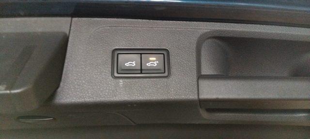 VOLKSWAGEN Passat VAR. 2.0 TDI DSG Business VIDEO LED