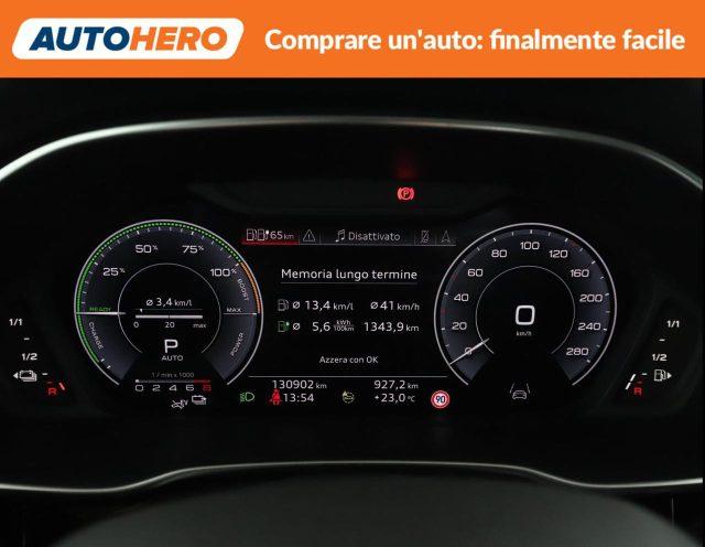 AUDI Q3 45 TFSI e S tronic