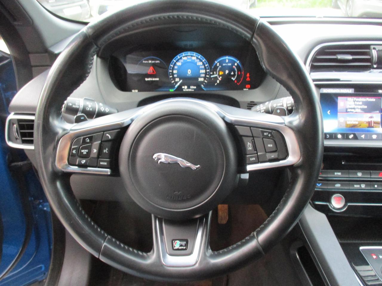 Jaguar F-Pace 2.0d R-Sport awd 180cv auto * MOTORE NUOVO*