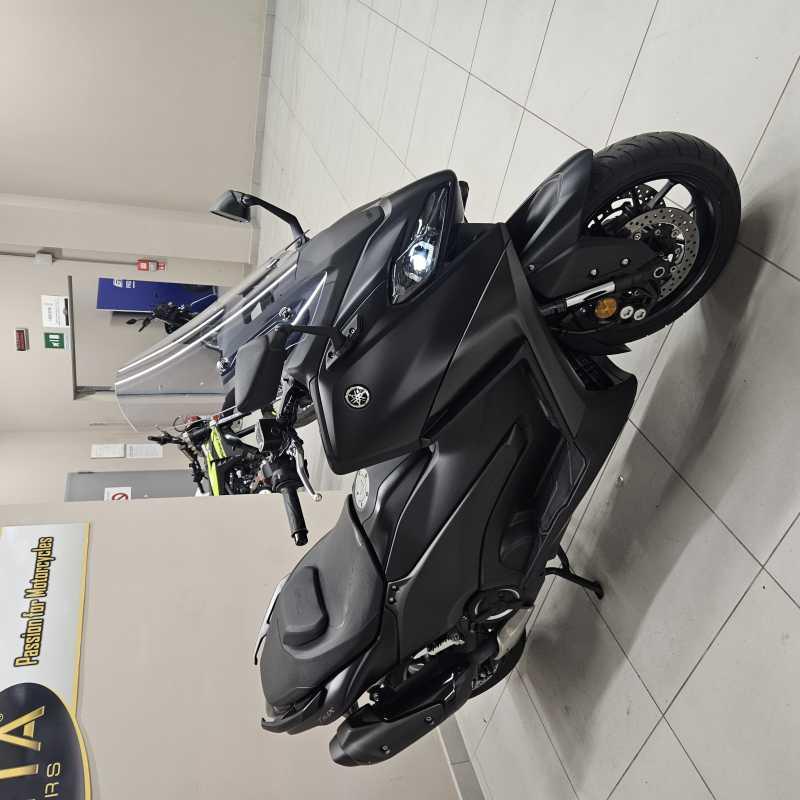 Yamaha T-Max 560 - 2022
