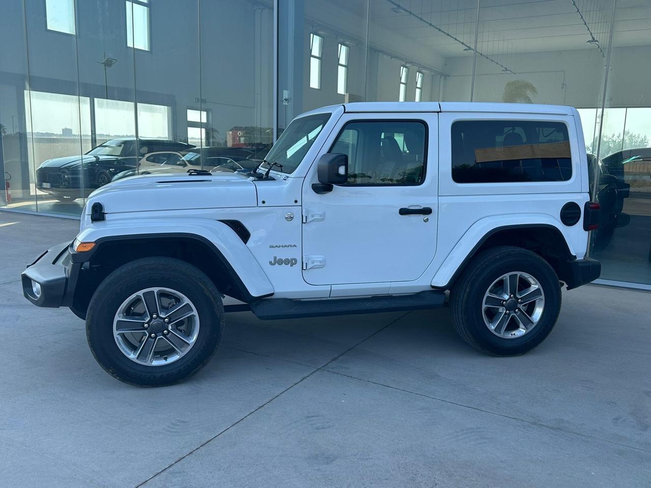 Jeep Wrangler IV 2.2 Mjt II Sahara