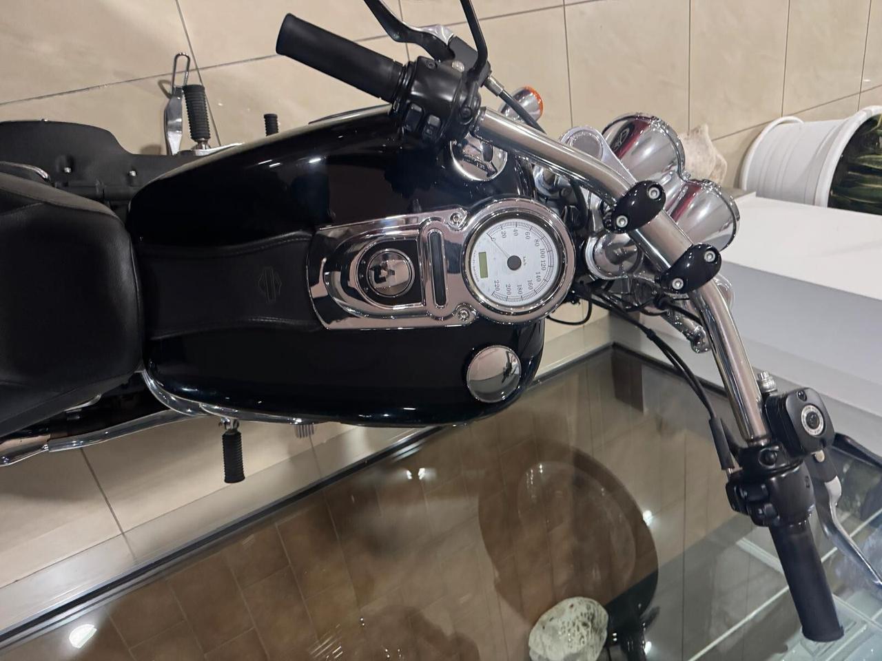 Harley-davidson FXDC Dyna Super Glide Custom