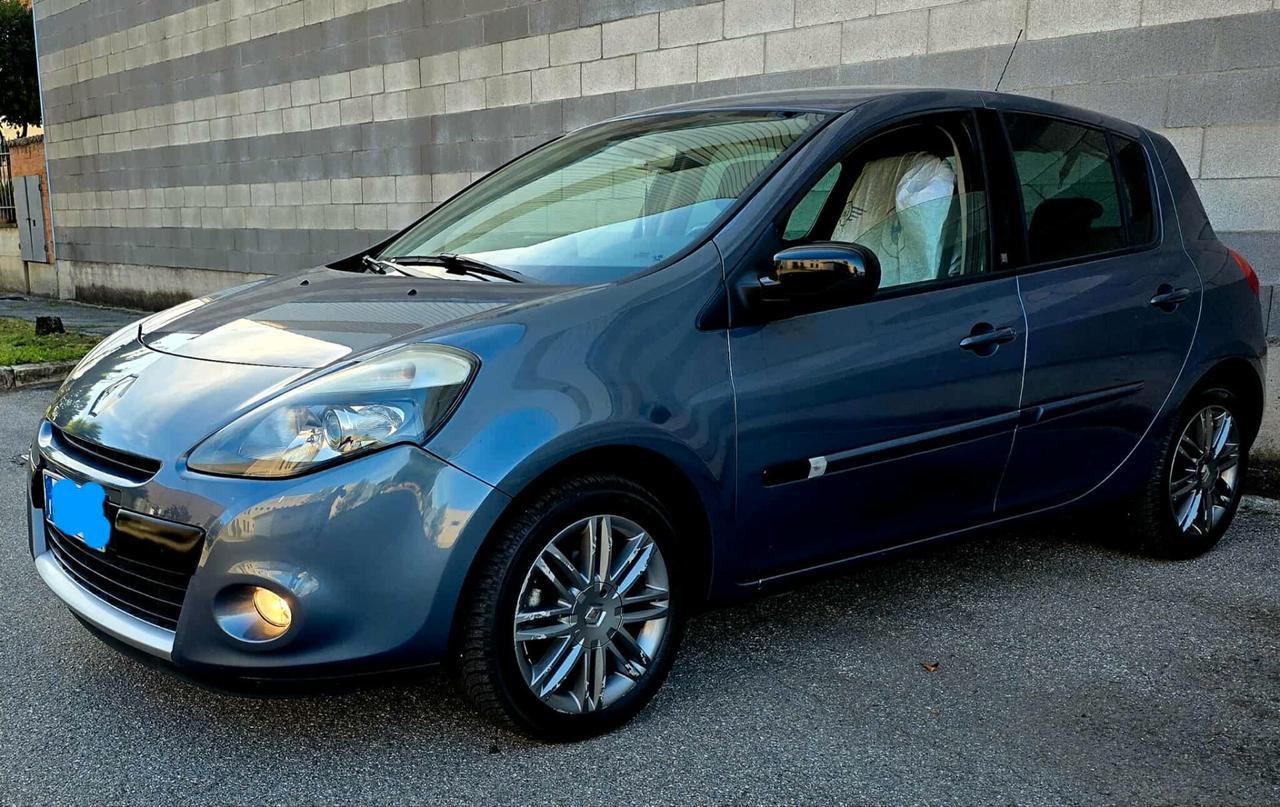 Renault Clio Live!1.2 benzina neopatentati euro5