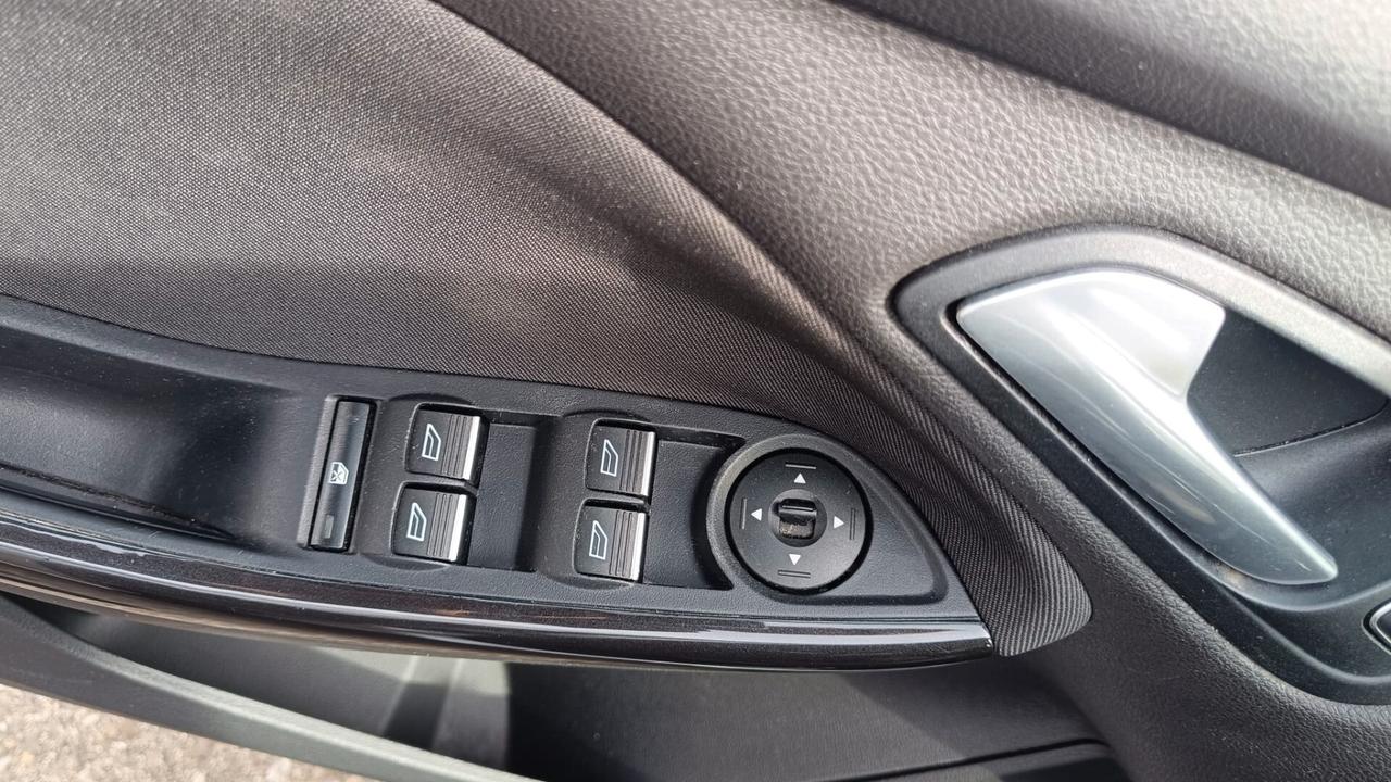 Ford Focus 1.5 TDCi 120 CV Start&Stop Powershift Titanium