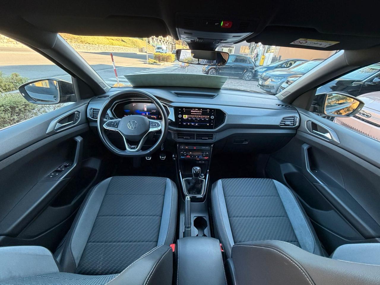 Volkswagen T-Cross 1.0 TSI Sport 95cv R-Line