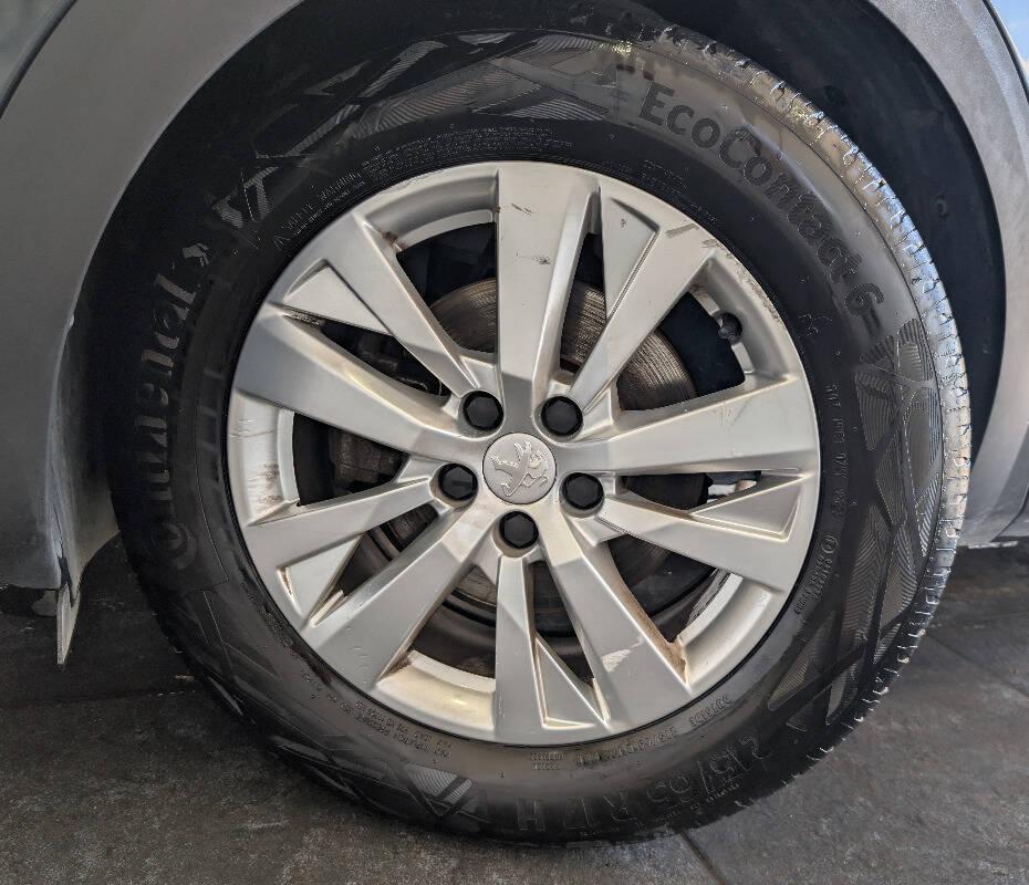 Peugeot 3008 1.5 bluehdi Business s&s 130cv