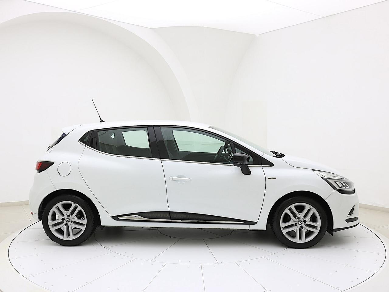Renault Clio dCi 8V 75 CV 5 porte Moschino Zen