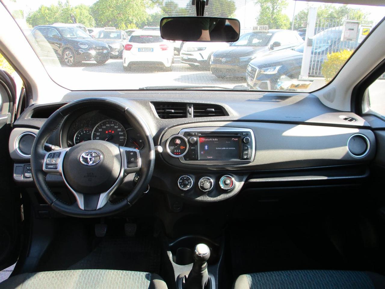 Toyota Yaris 5 Porte Yaris 5p 1.0 Active OK NEOPAT./Camera/Bluetooth