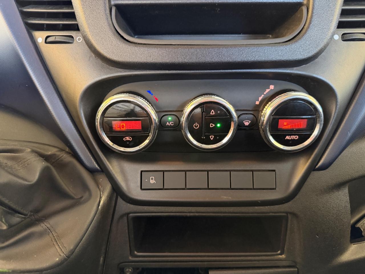 Iveco Daily Mixto Maxi Lungo 35-160 6Posti