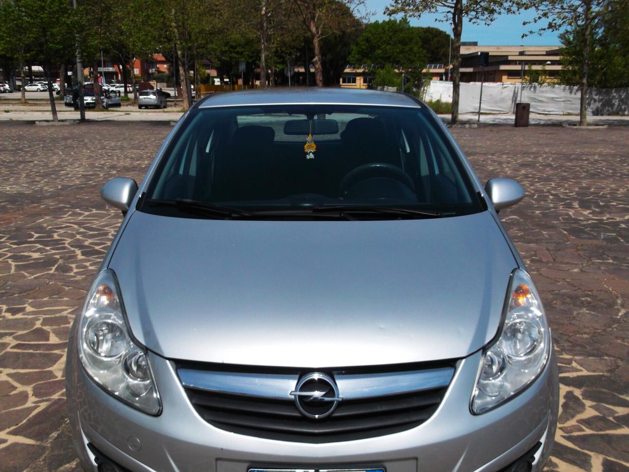 Opel Corsa 1.2 GPL Casa Neopatentati 2010