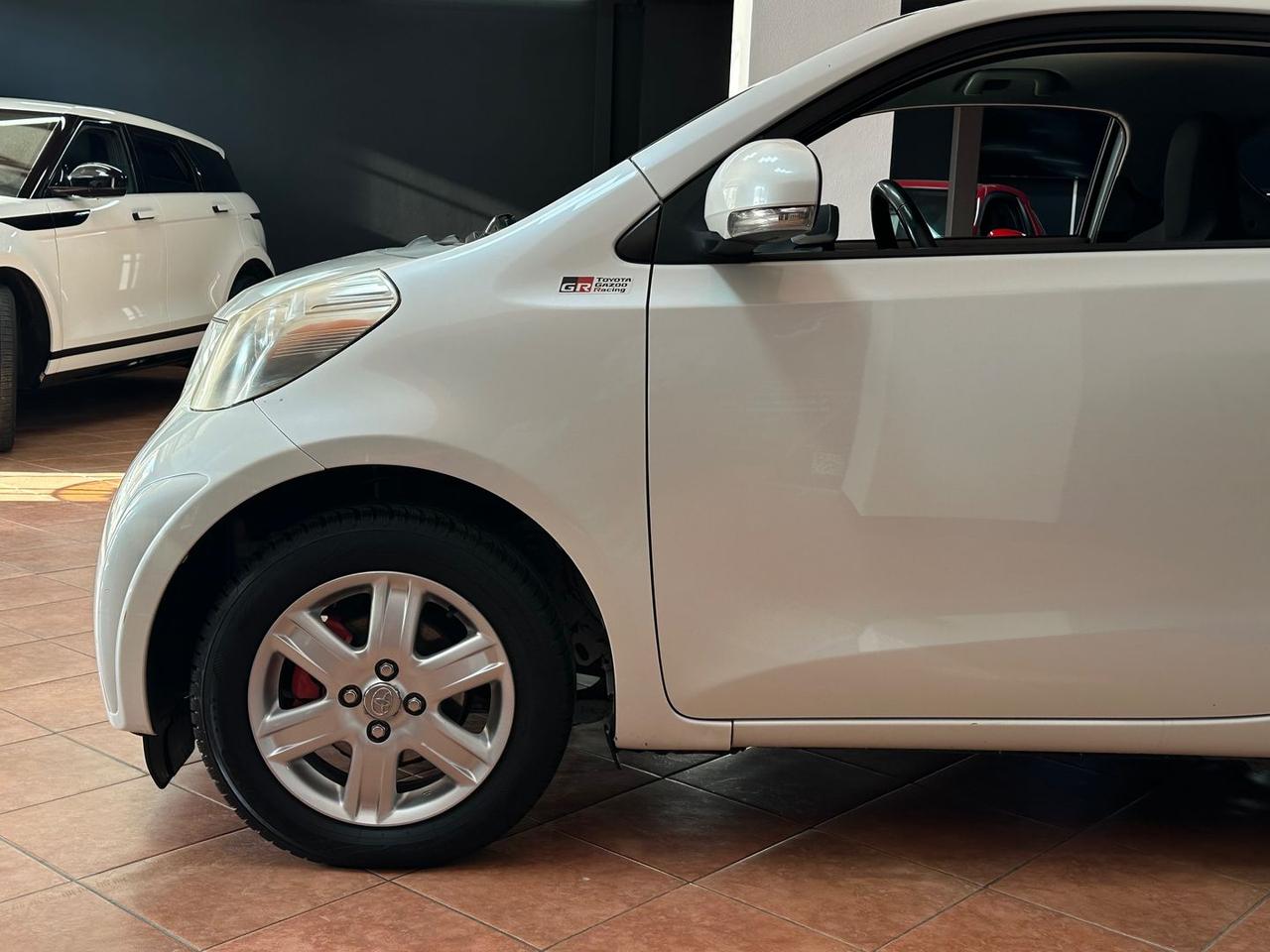 Toyota iQ 1.0 #12013