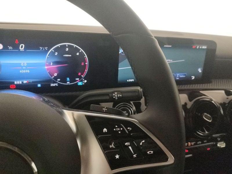 Mercedes-Benz Classe A A 180 d Advanced auto