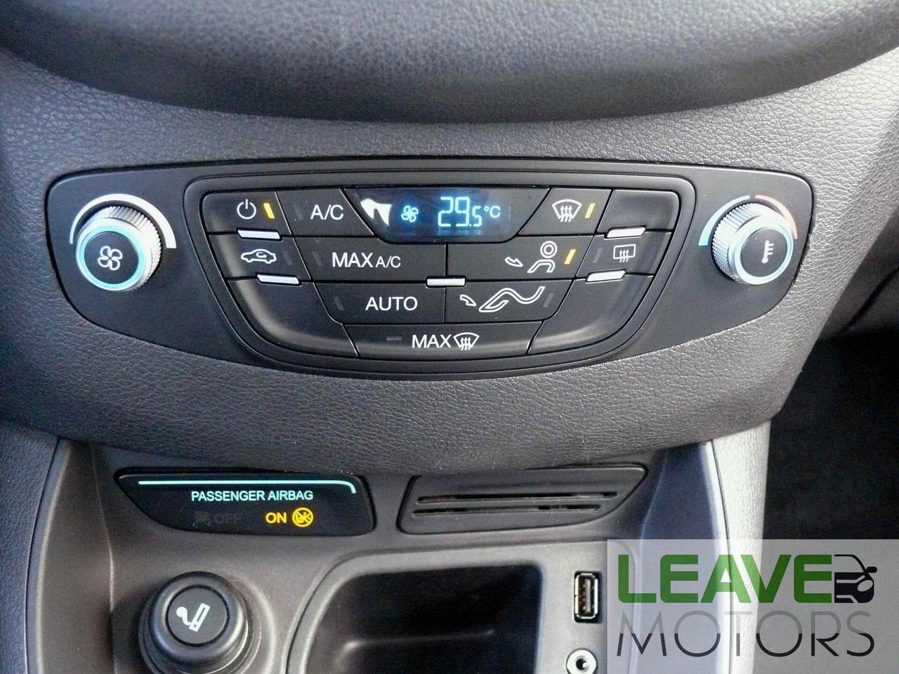 Ford Tourneo Courier 1.6 TDCI 95 CV Plus (M1247)