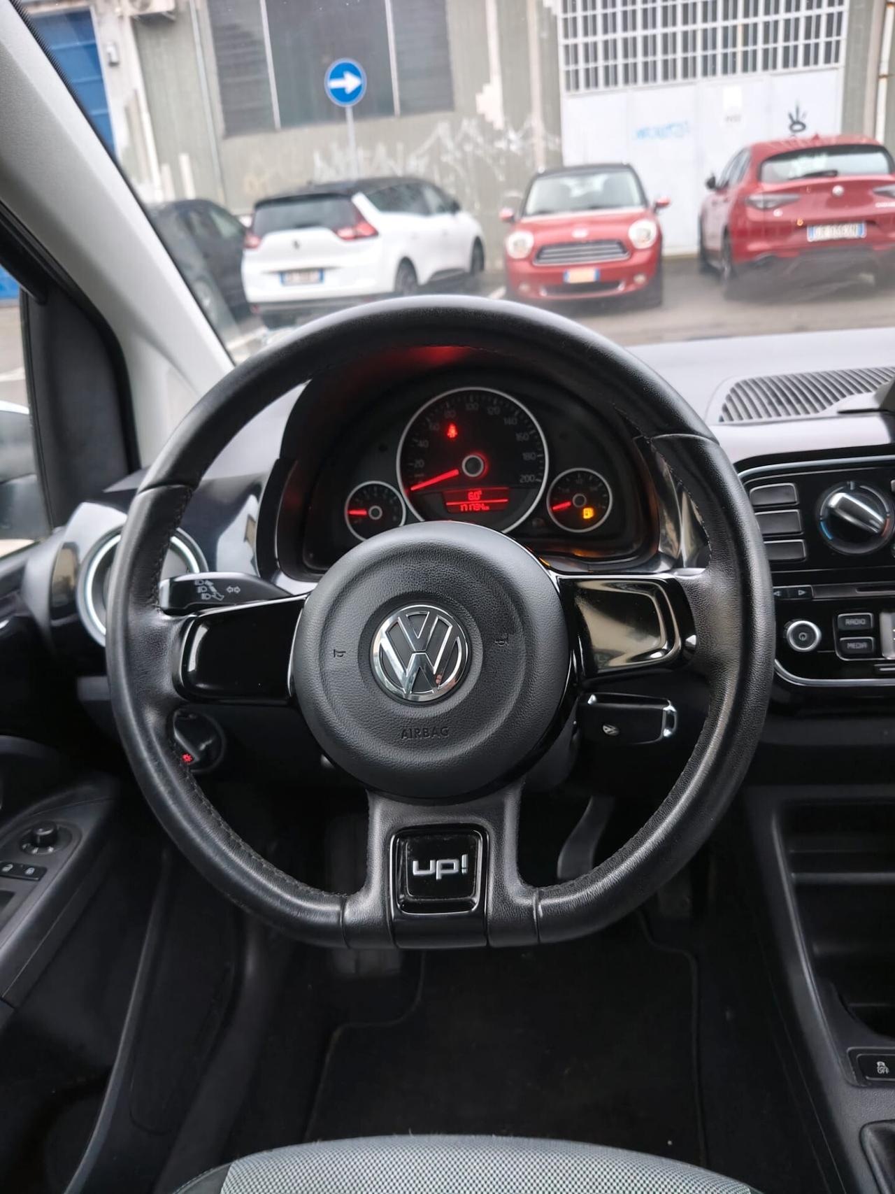 Volkswagen up! 1.0 75 CV 3p. high