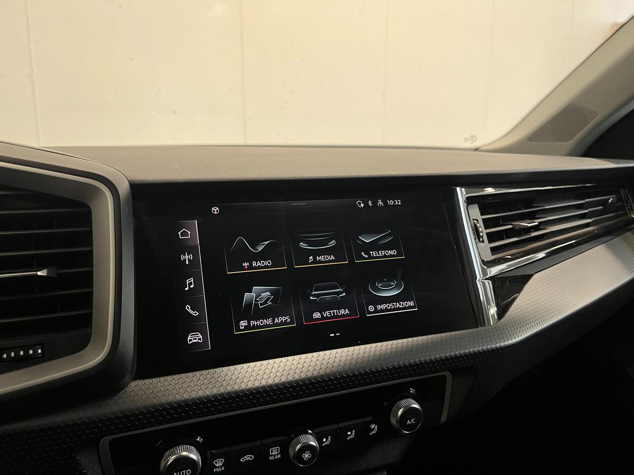 AUDI A1 SPORTBACK 30 TFSI S-TRONIC S-LINE EDITION