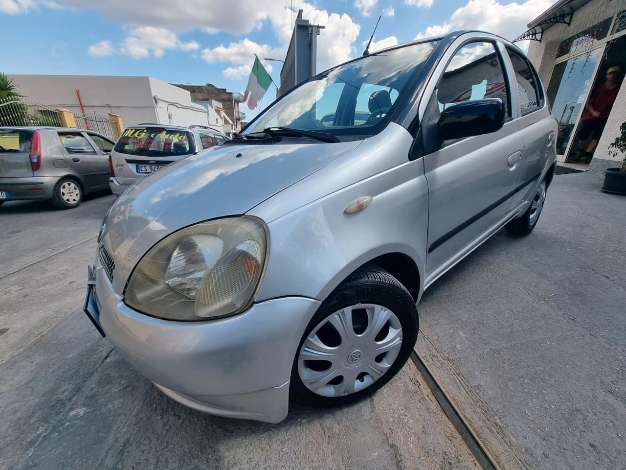 Toyota Yaris 1.4 tdi D-4D cat 5 porte