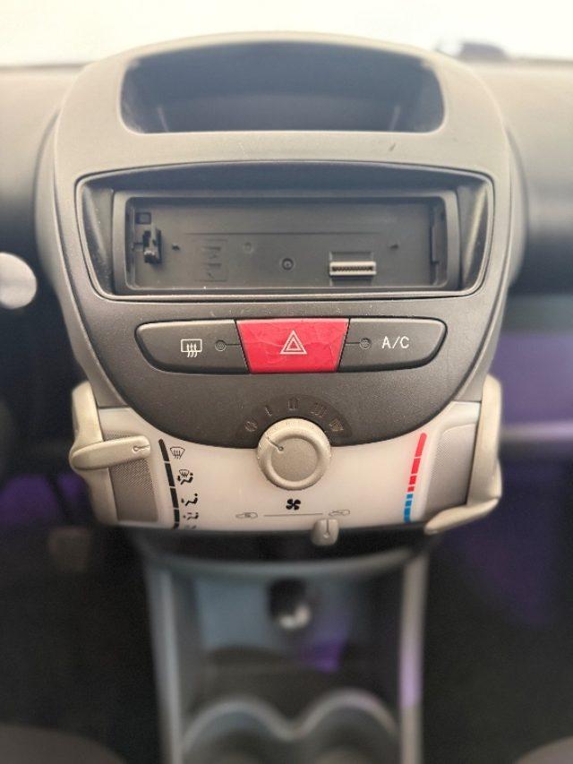 TOYOTA Aygo 1.0 12V VVT-i 5 porte Sol