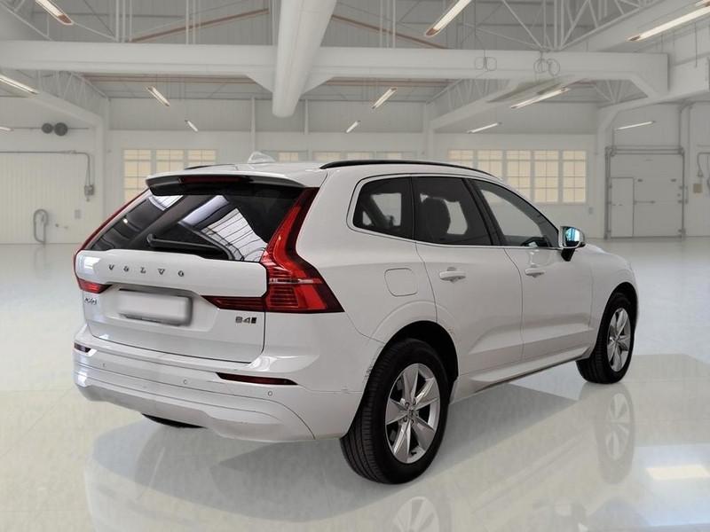 VOLVO XC60 B4 D AWD automatico Momentum