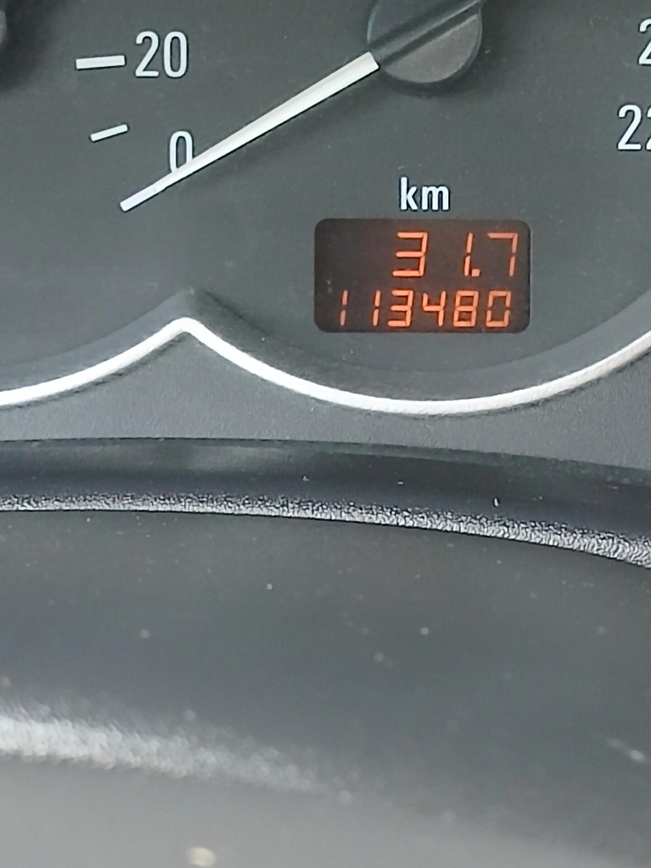Opel Corsa 1.2i 16V cat 5 porte Club