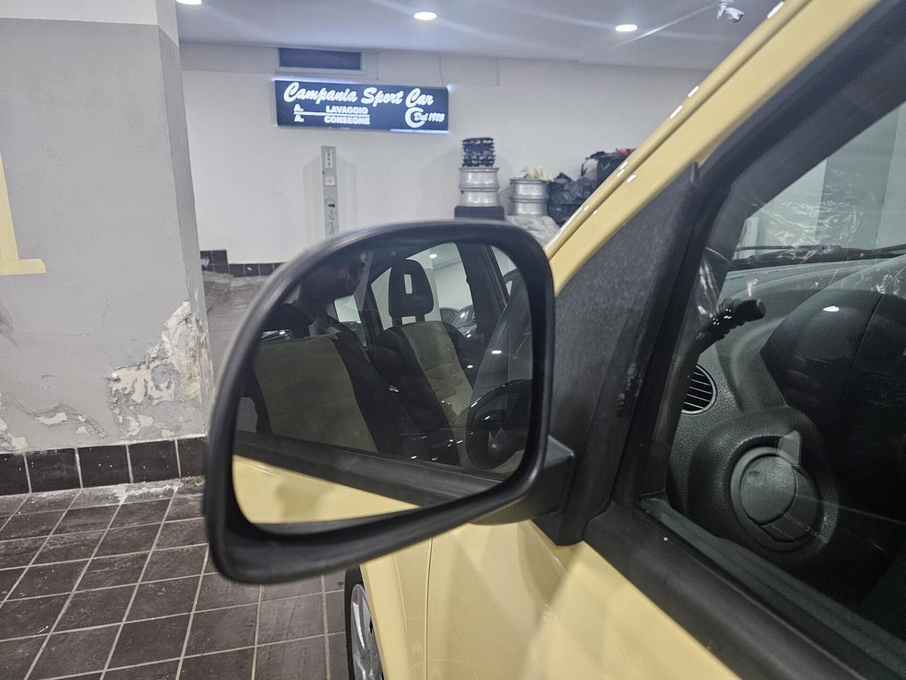NUOVA FIAT PANDA EMOTION 1.2 BENZ 60CV - AUTO COME NUOVA